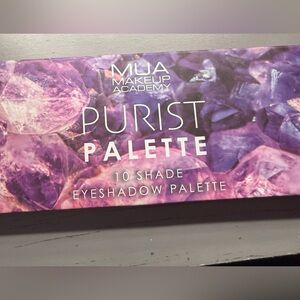 MUA eyeshadow palette